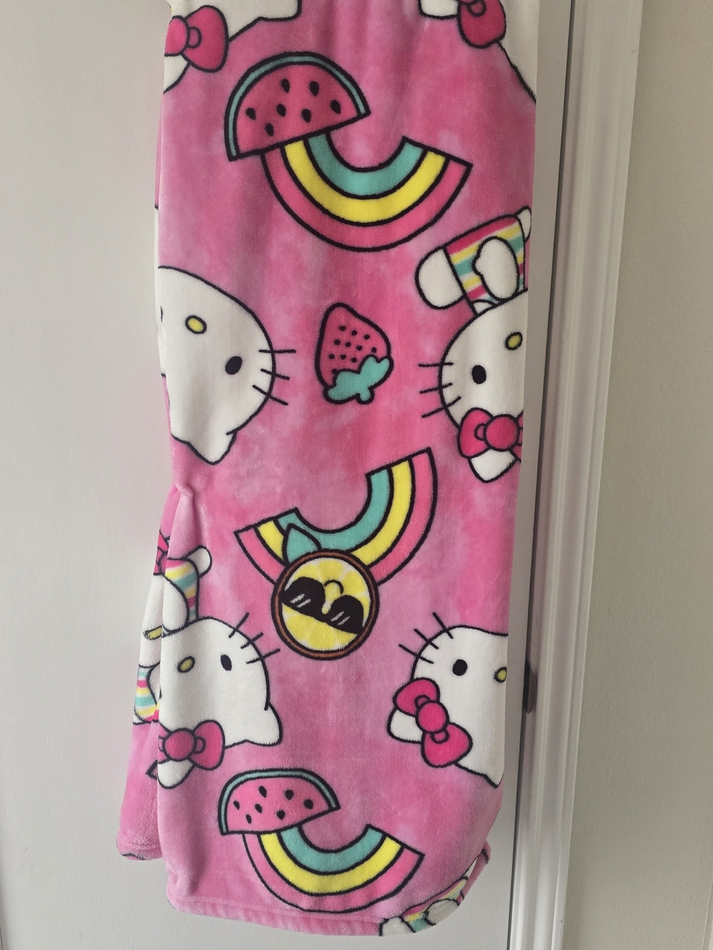 Pink Hello Kitty Rainbow Print Fleece Throw